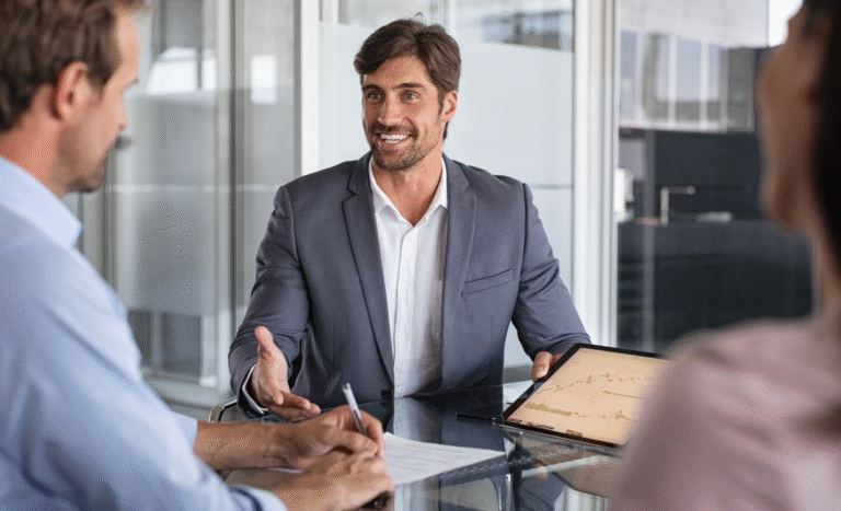 How an Investment Users Contact List Helps Financial Products Scale Faster